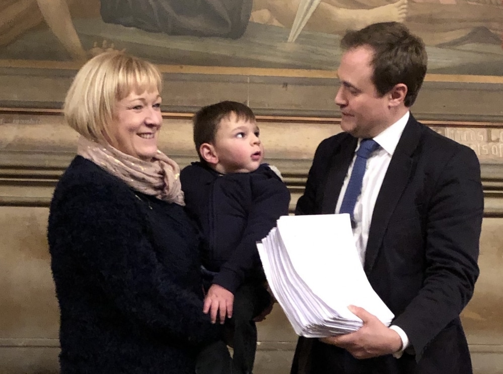 Tonbridge MP hands in child cruelty sentencing petition